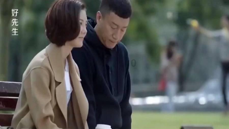 施京明:娶初恋生一子,孙女去了国外,如今67岁怎样了?