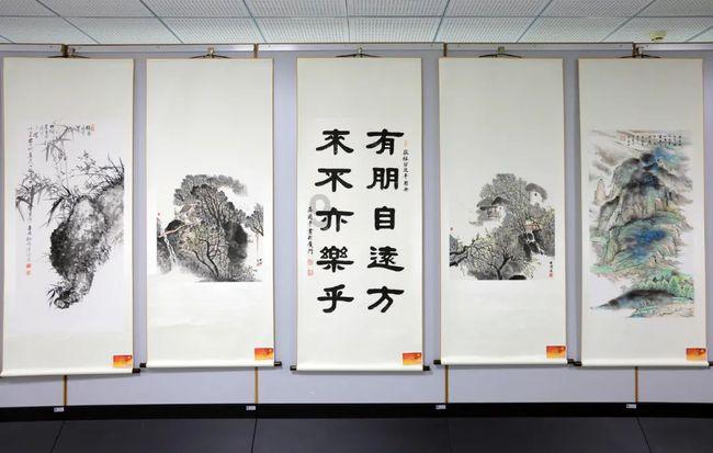 怪物大入侵中文版